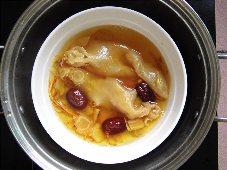 高吉星：孕期和缺钙说再见！新手孕妇钙片这么选！